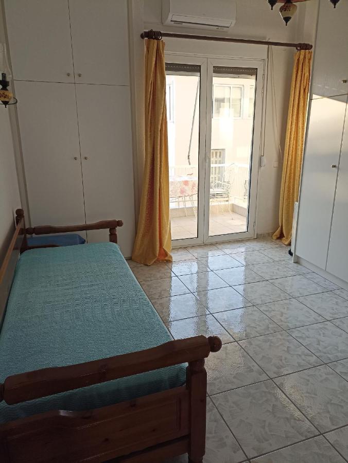 Unique & Cozy Seaview Apartment.