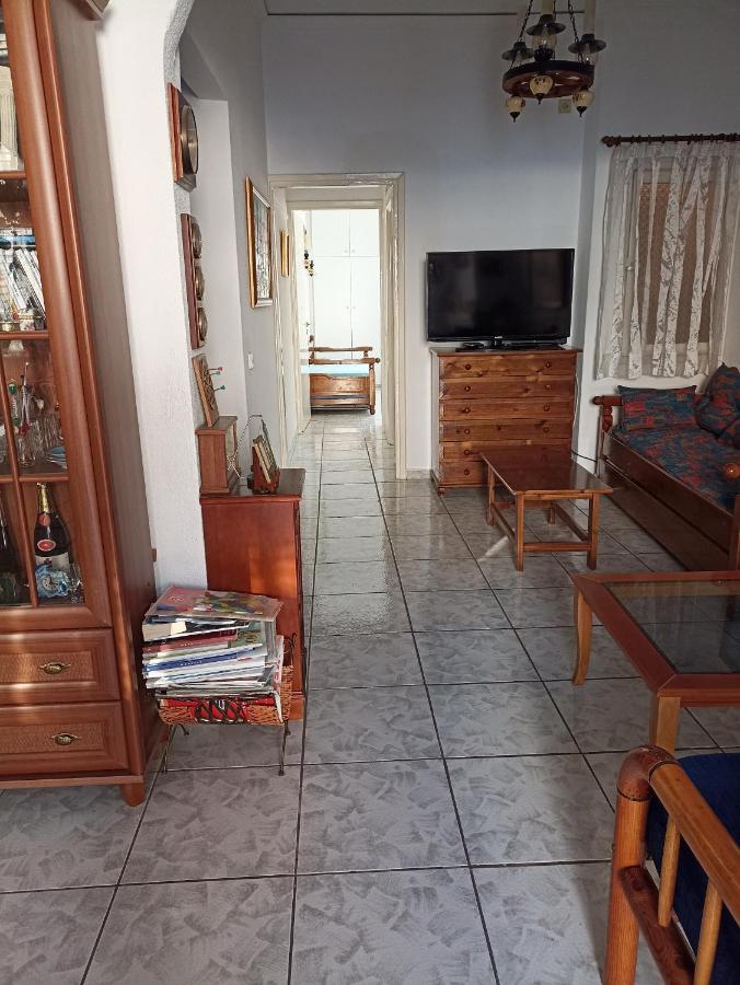 Unique & Cozy Seaview Apartment. Apartment Loutraki (Corinthia)